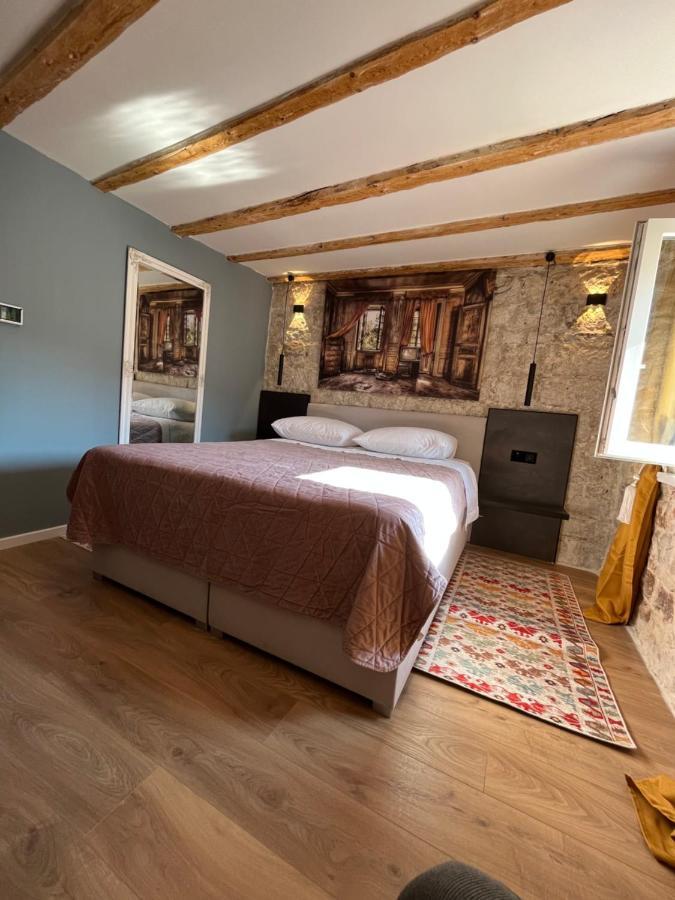 Vale Guest house